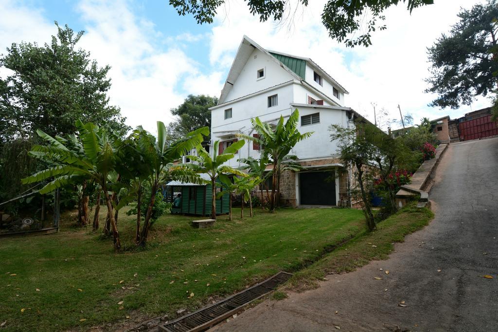Hotel Chez Jeanne Antananarywa Zewnętrze zdjęcie